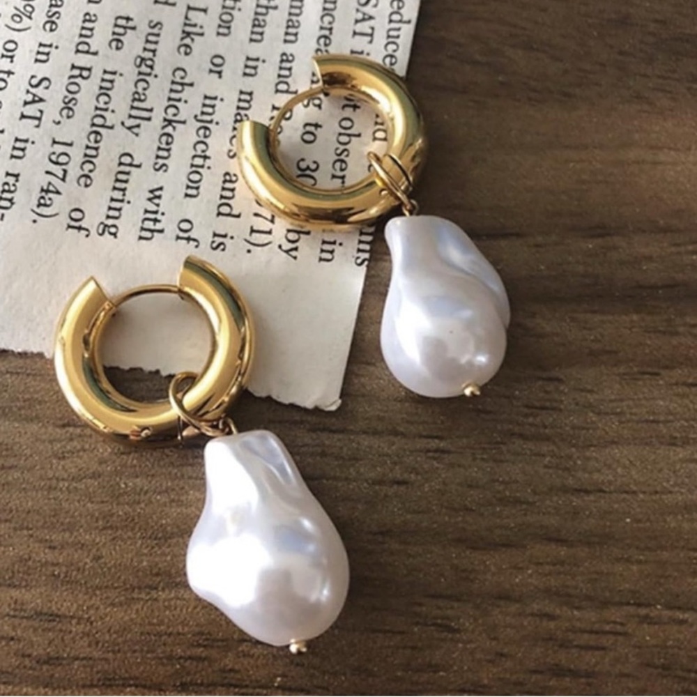 Irregular Pearl Drop Gold Earrings